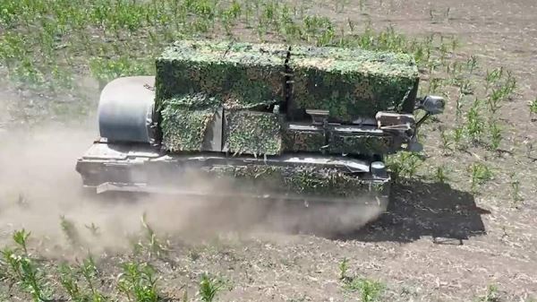 Расчеты ЗРК «Бук» группировки войск «Восток» сбили реактивные снаряды HIMARS